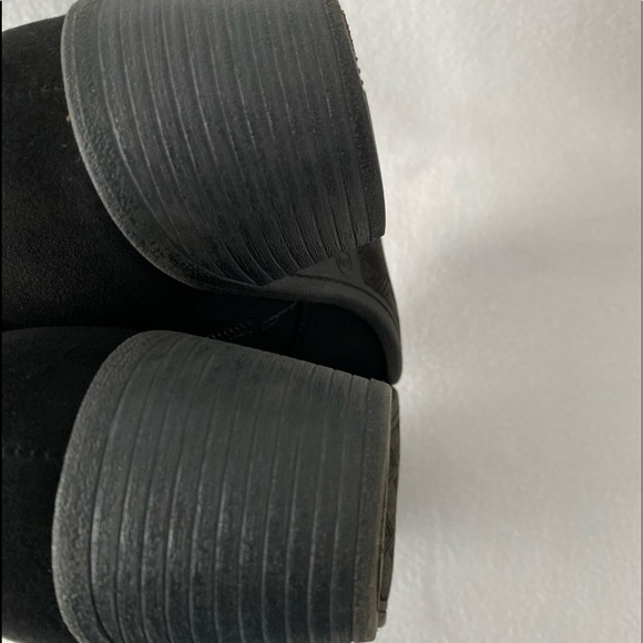 American Eagle by Payless Size 9 Black Bootie. - Picture 12 of 16